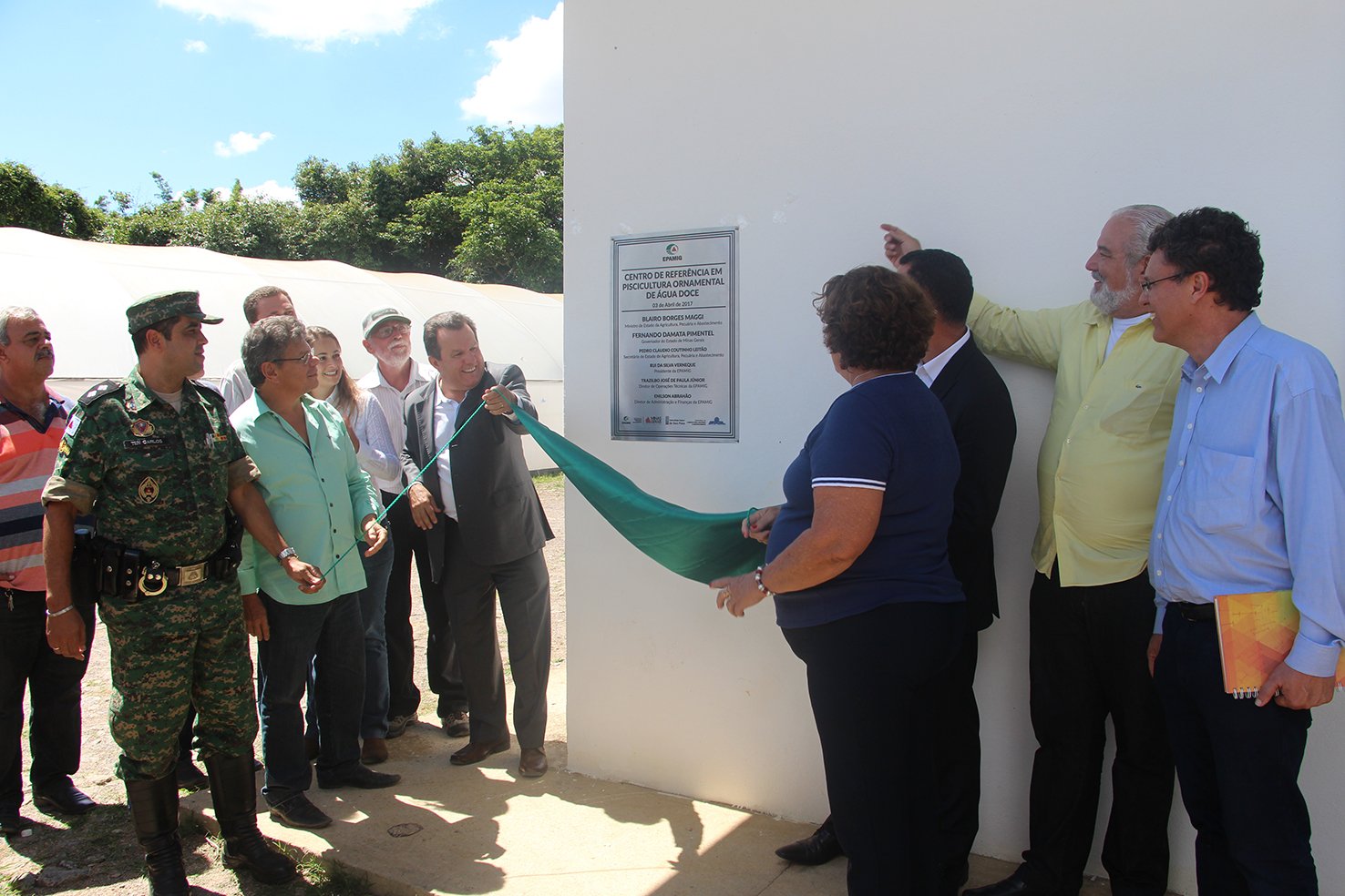 Placa de inauguração