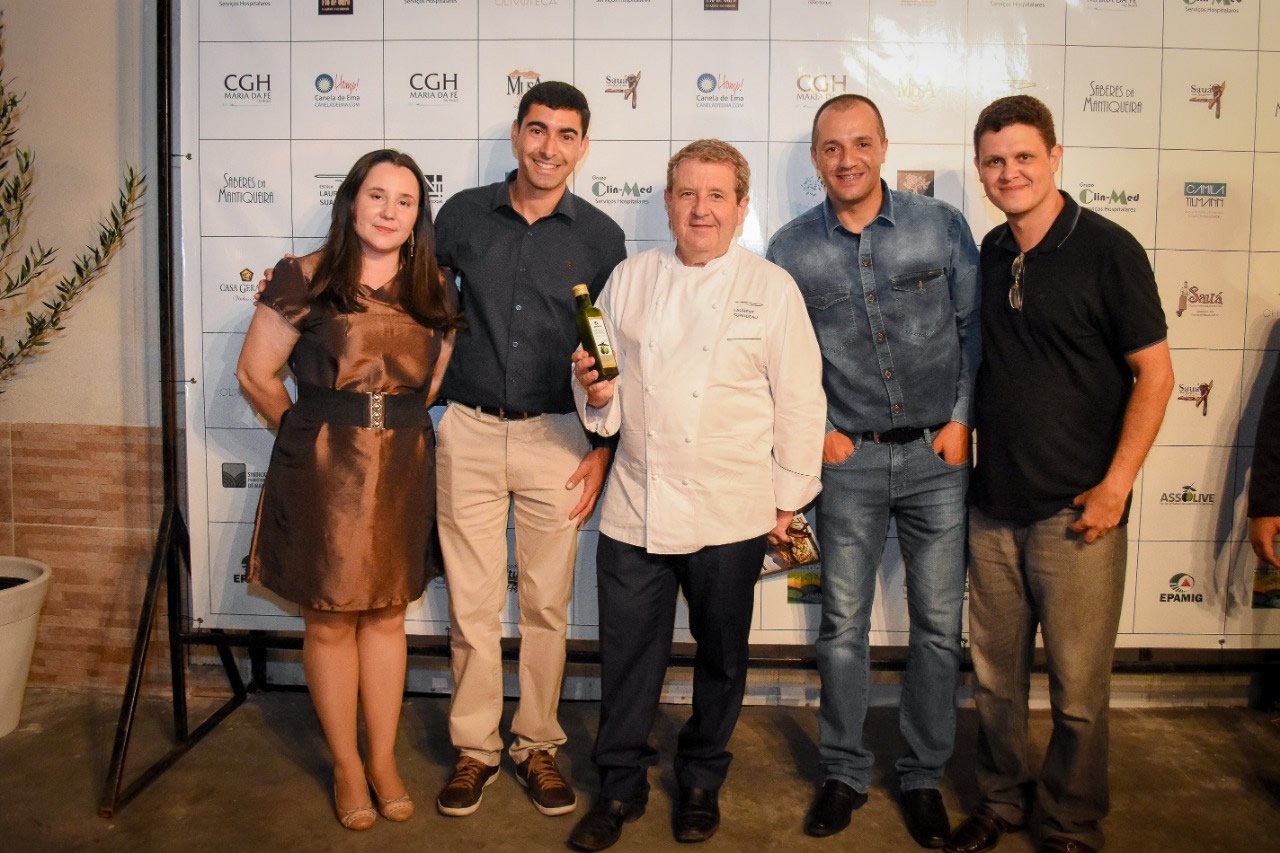 Chef Laurent Suaudeau com equipe Epamig