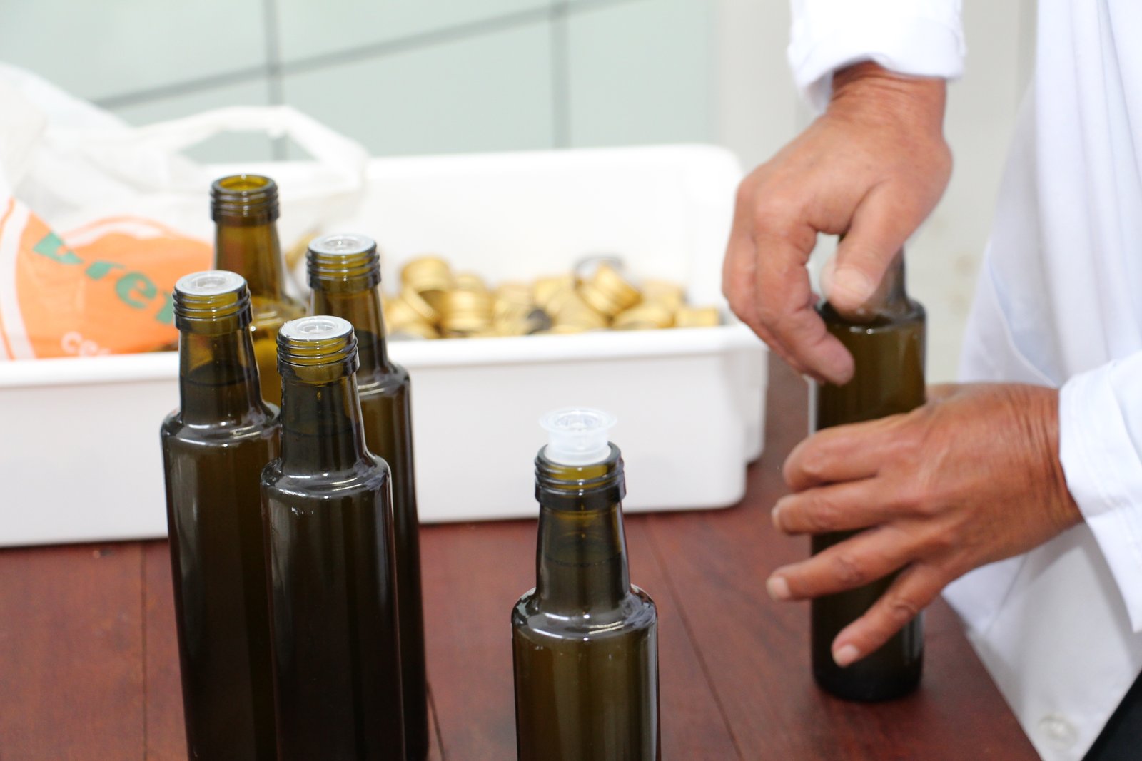 IMG_7596 - envase do azeite - Foto Erasmo Pereira - EPAMIG